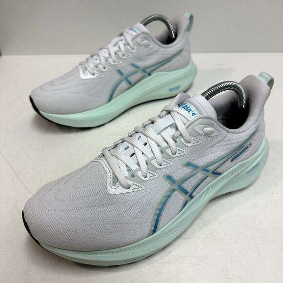 WORN ONCE ASICS GT-2000 13 Stability Running Shoes Sneakers White Women's 10 - Picture 6 of 13